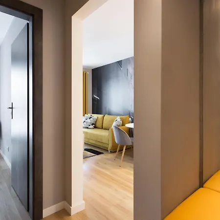 H2 Apartment- Gasiorowskich 4 - Parking Podziemny - Self Check In 24h - Mtp Targi - Pkp - Sklep Netto W Budynku شقة بوزنان