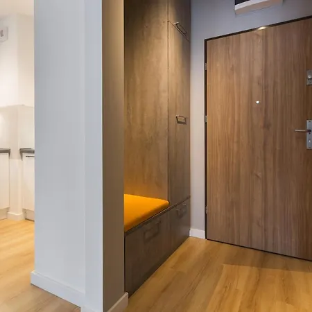 شقة H2 Apartment- Gasiorowskich 4 - Parking Podziemny - Self Check In 24h - Mtp Targi - Pkp - Sklep Netto W Budynku